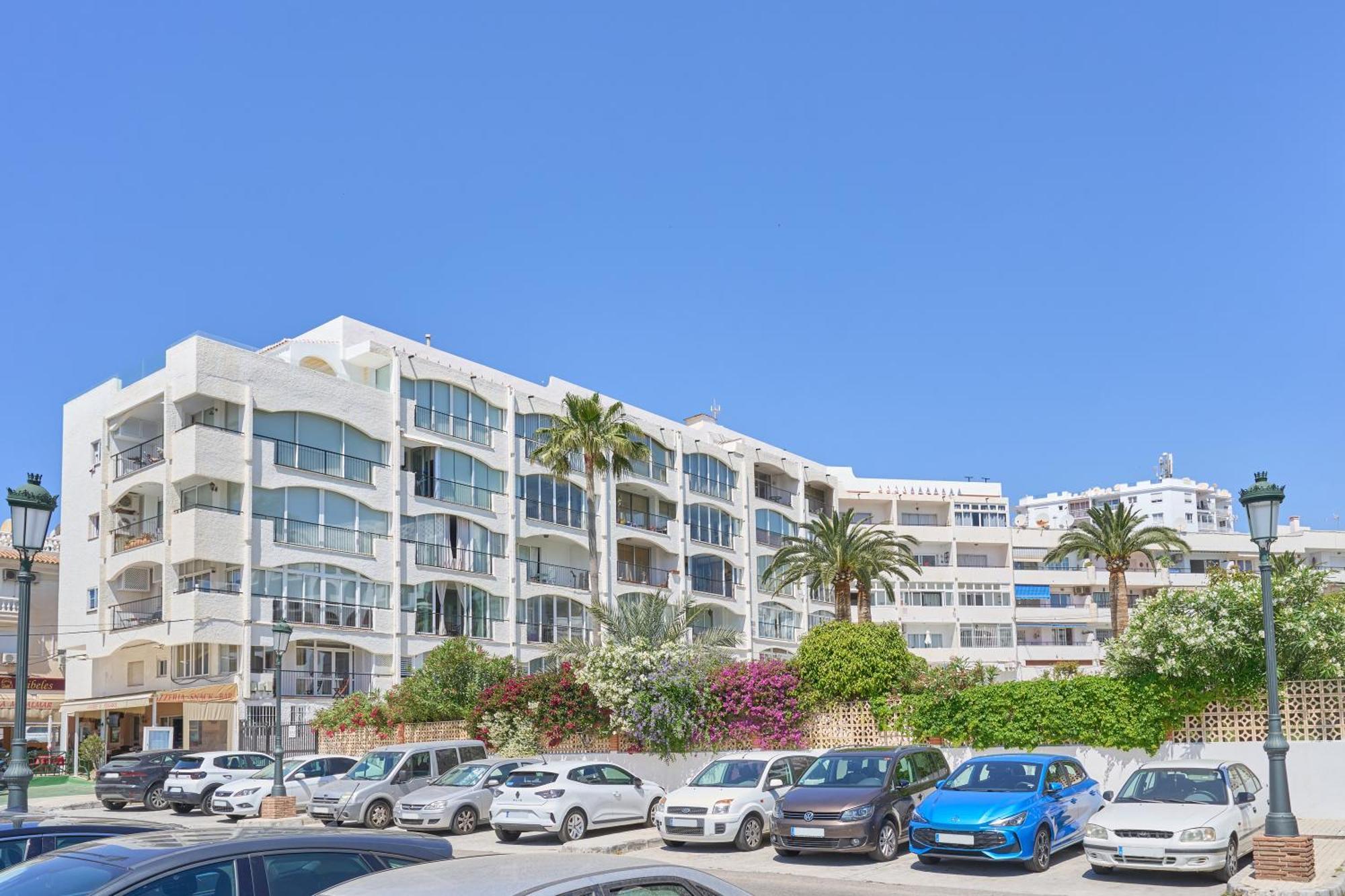 Carabeo 19 Apartment Nerja Luaran gambar