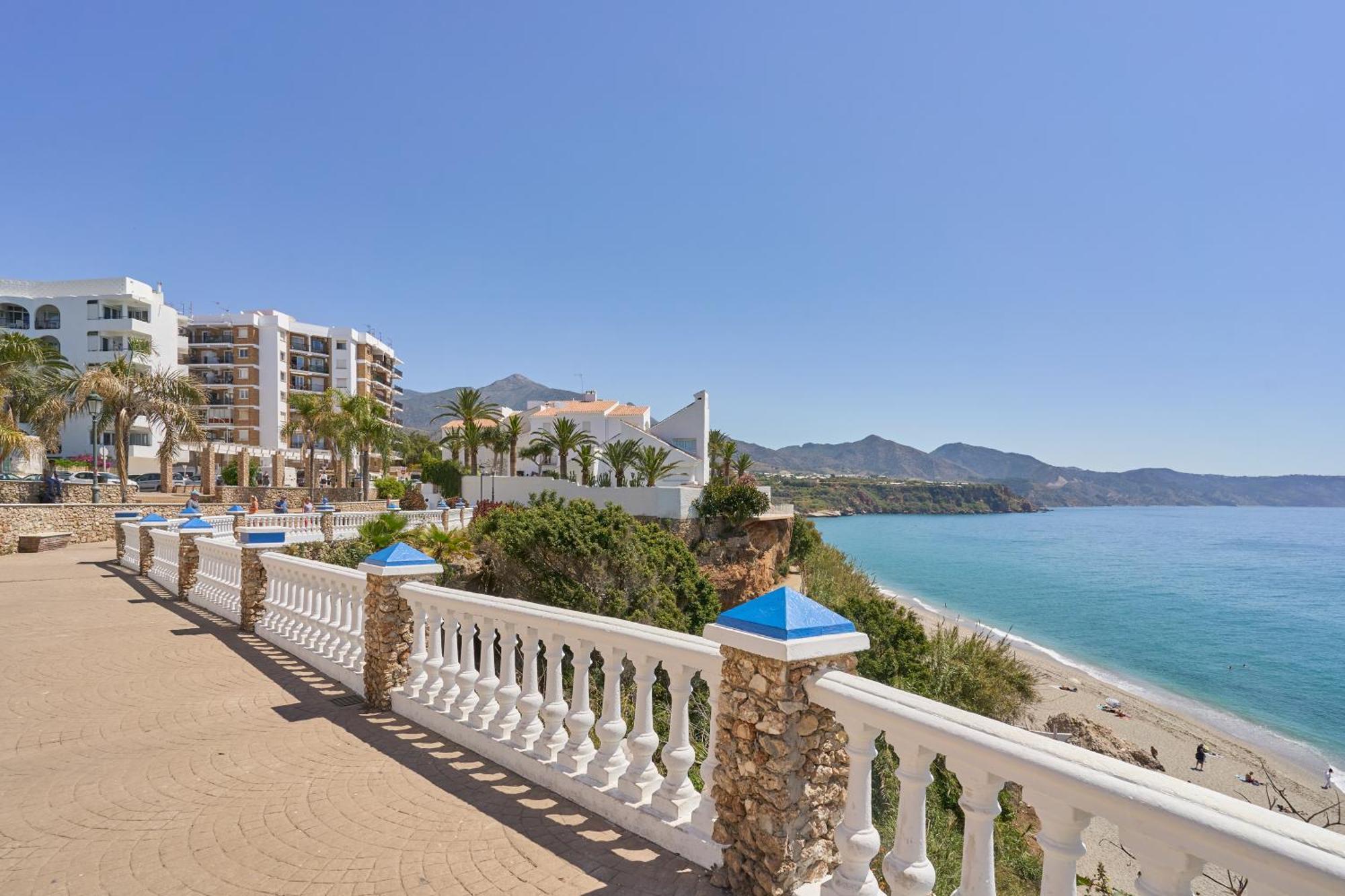 Carabeo 19 Apartment Nerja Luaran gambar